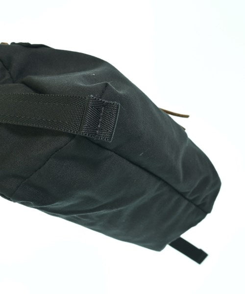 FREDRIK PACKERS กระเป๋าสะพาย