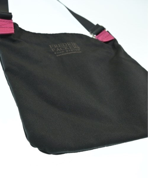 FREDRIK PACKERS กระเป๋าสะพาย