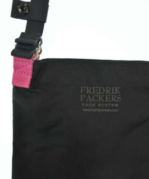 FREDRIK PACKERS กระเป๋าสะพาย