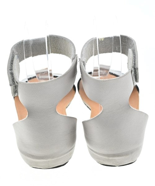 PLAKTON รองเท้าแตะ