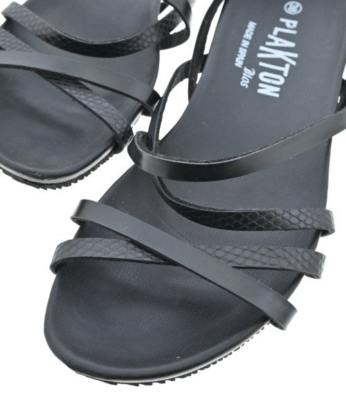 PLAKTON รองเท้าแตะ