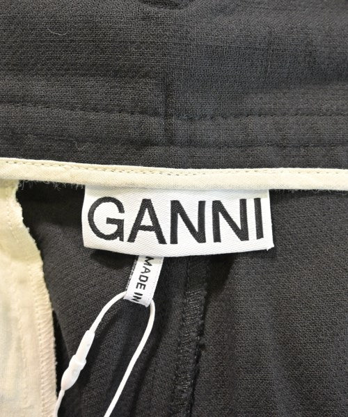 Ganni กางเกงขาสั้น