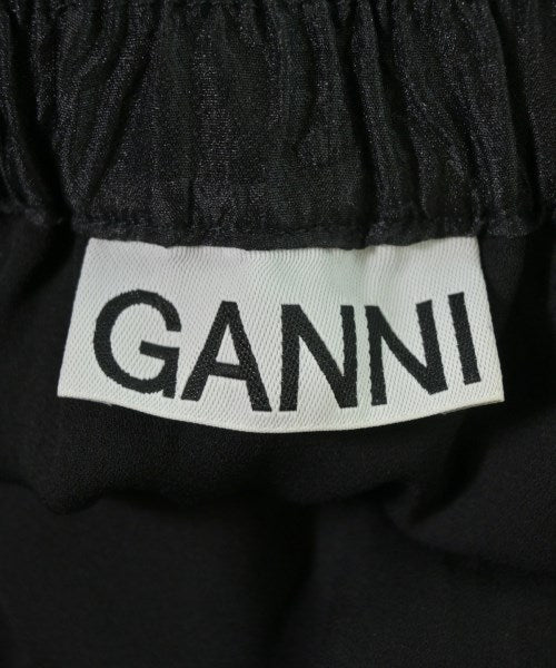 Ganni กระโปรงยาวถึงเข่า