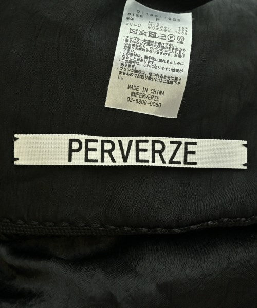 PERVERZE ผ้าคลุมไหล่