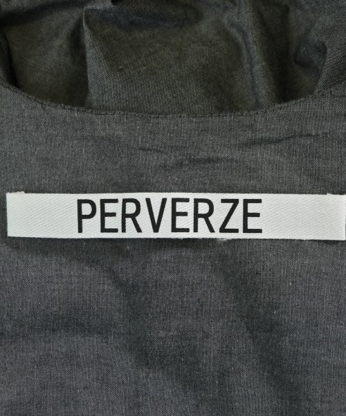 PERVERZE ชุดเดรส