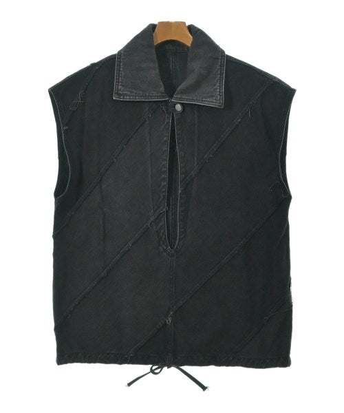 PERVERZE เสื้อลำลอง