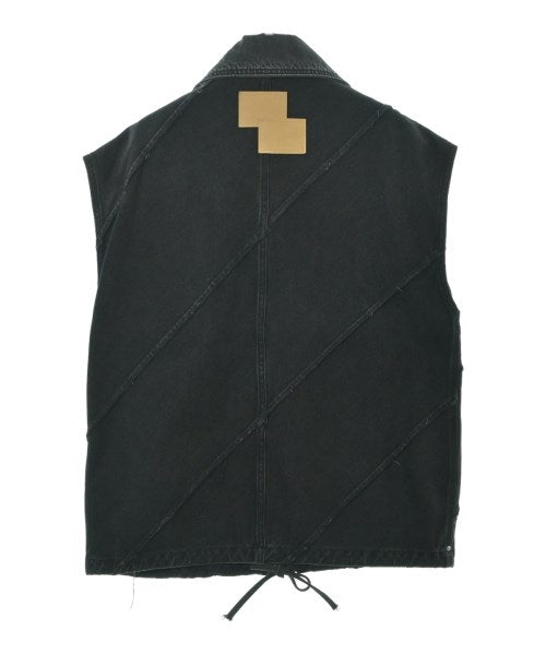 PERVERZE เสื้อลำลอง