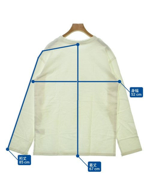 PERVERZE เสื้อยืด/เสื้อท็อปส์