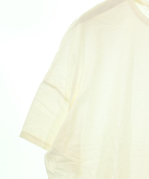 PERVERZE เสื้อยืด/เสื้อท็อปส์