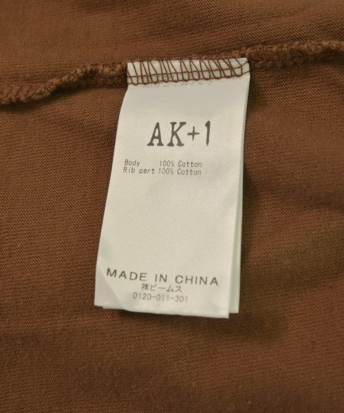 AK+1 by EFFE BEAMS เสื้อยืด/เสื้อท็อปส์