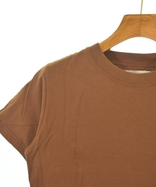 AK+1 by EFFE BEAMS เสื้อยืด/เสื้อท็อปส์