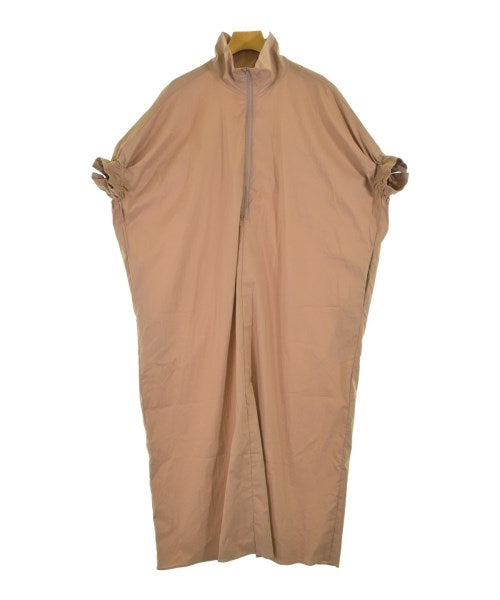 AK+1 by EFFE BEAMS ชุดเดรส