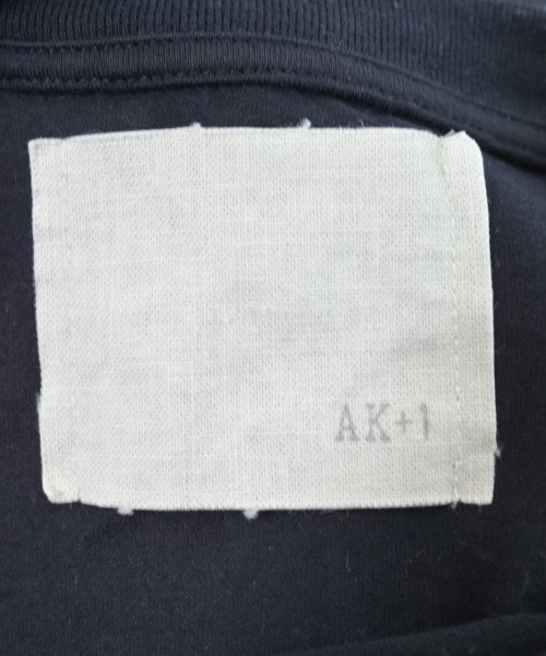 AK+1 by EFFE BEAMS เสื้อยืด/เสื้อท็อปส์