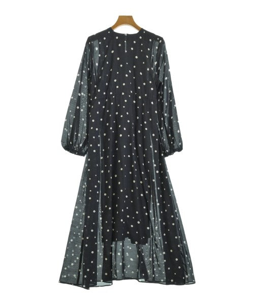 AK+1 by EFFE BEAMS ชุดเดรส