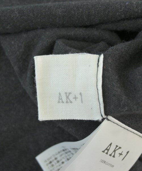 AK+1 by EFFE BEAMS เสื้อยืด/เสื้อท็อปส์