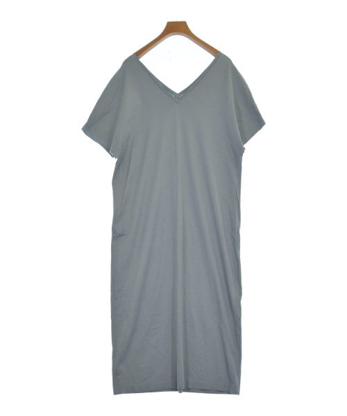 ATON ชุดเดรส