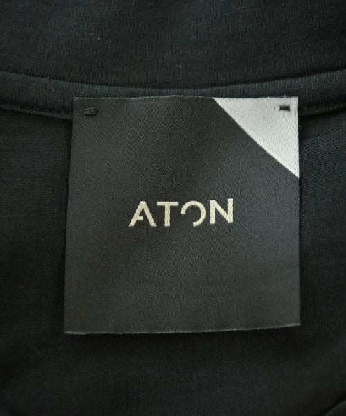 ATON เสื้อยืด/เสื้อท็อปส์