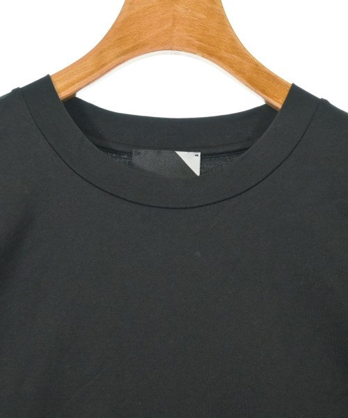 ATON เสื้อยืด/เสื้อท็อปส์