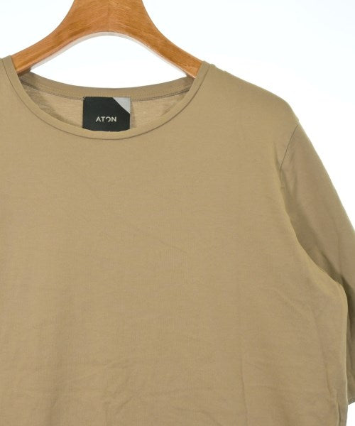 ATON เสื้อยืด/เสื้อท็อปส์