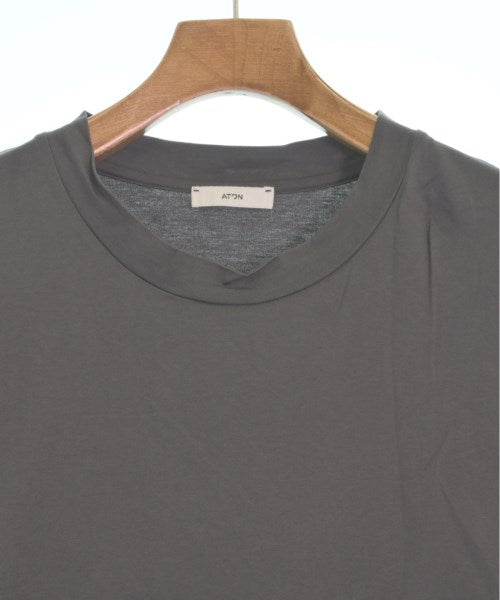 ATON เสื้อยืด/เสื้อท็อปส์