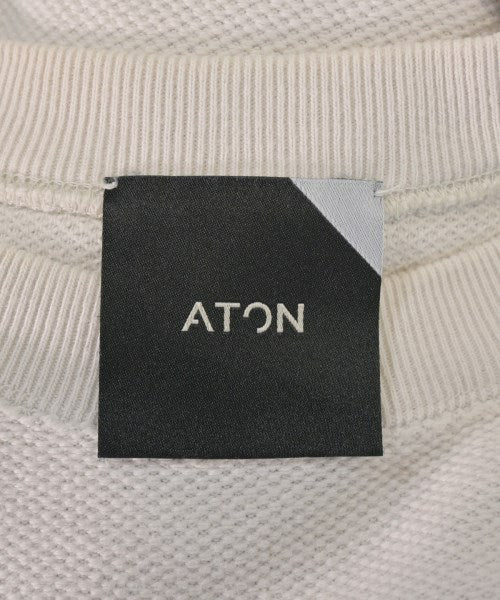 ATON เสื้อยืด/เสื้อท็อปส์