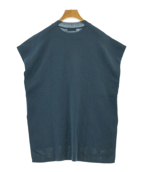 ATON เสื้อแขนกุด