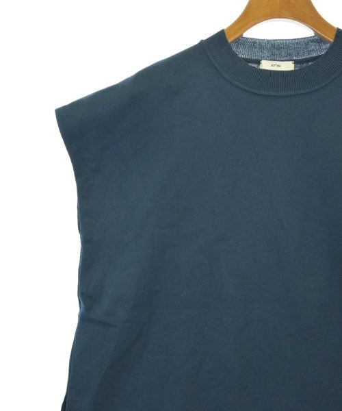 ATON เสื้อแขนกุด