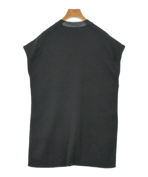 ATON เสื้อกั๊ก