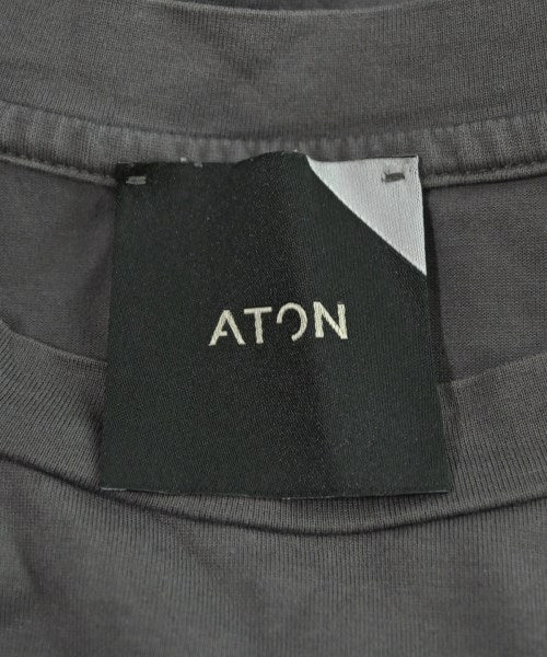 ATON เสื้อยืด/เสื้อท็อปส์