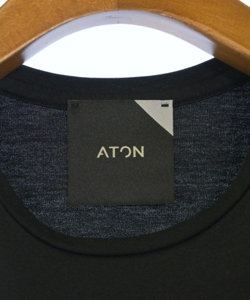 ATON เสื้อยืด/เสื้อท็อปส์