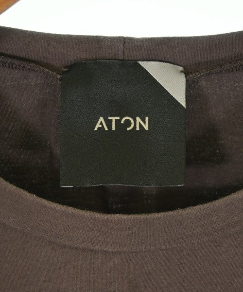 ATON เสื้อยืด/เสื้อท็อปส์