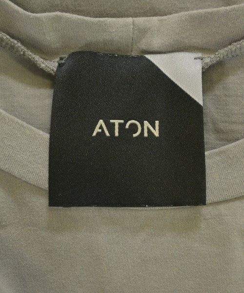 ATON เสื้อยืด/เสื้อท็อปส์