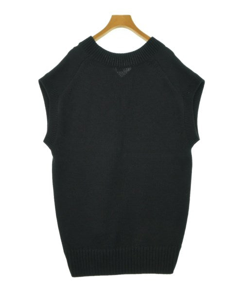 ATON เสื้อกั๊ก