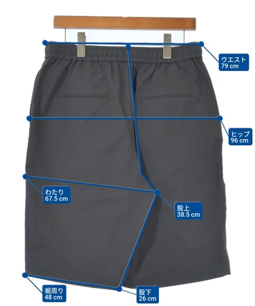 ATON กางเกงขาสั้น