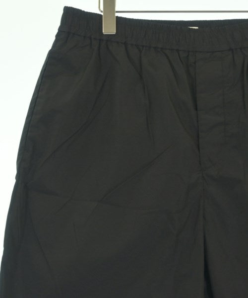 ATON กางเกงขาสั้น