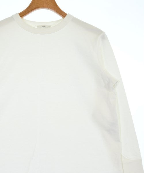 ATON เสื้อยืด/เสื้อท็อปส์