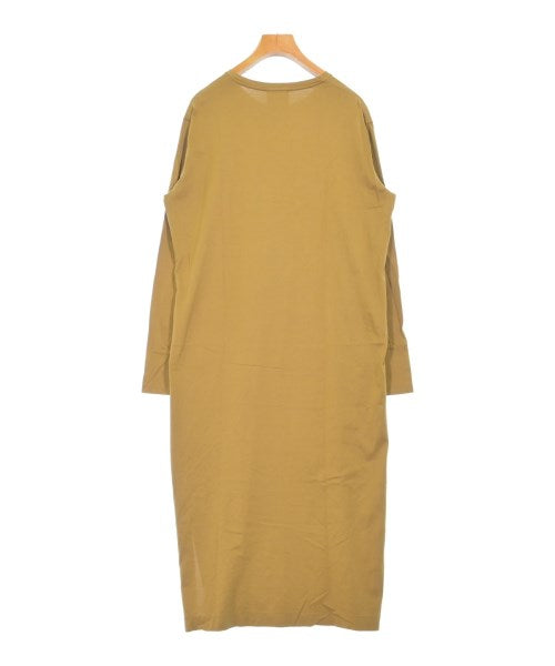 ATON ชุดเดรส