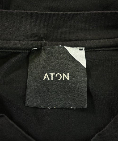 ATON เสื้อยืด/เสื้อท็อปส์