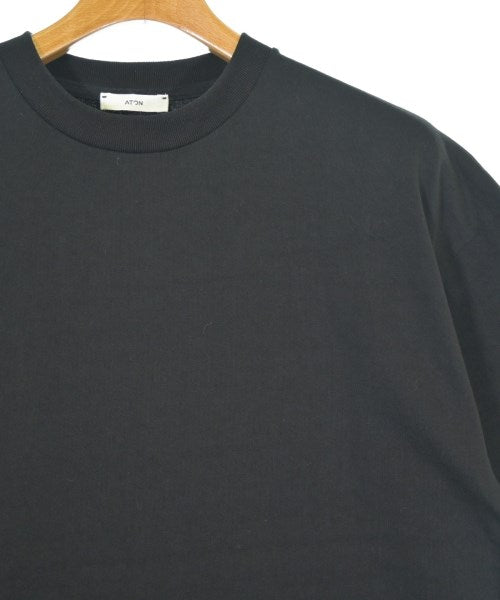 ATON เสื้อยืด/เสื้อท็อปส์