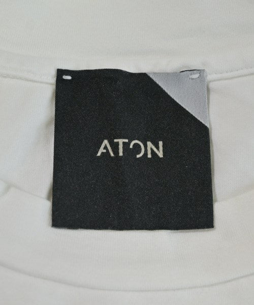 ATON เสื้อยืด/เสื้อท็อปส์