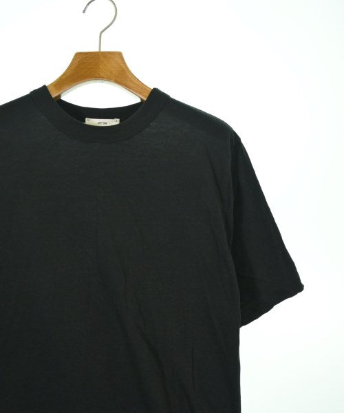 ATON เสื้อยืด/เสื้อท็อปส์