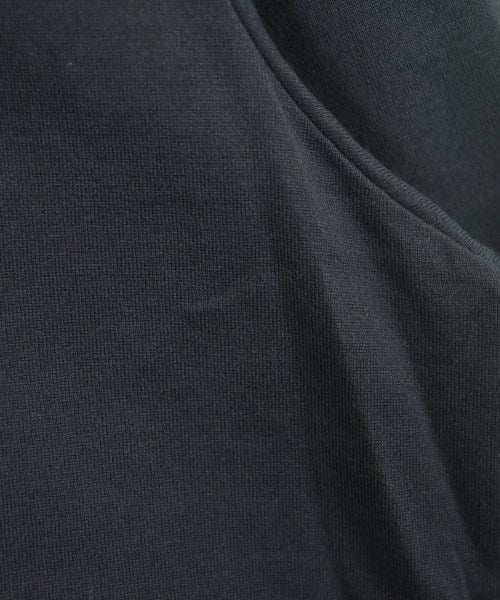 ATON เสื้อยืด/เสื้อท็อปส์