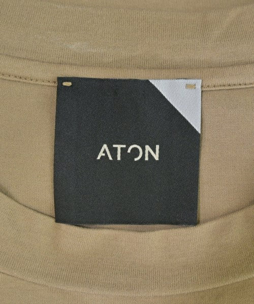 ATON เสื้อยืด/เสื้อท็อปส์
