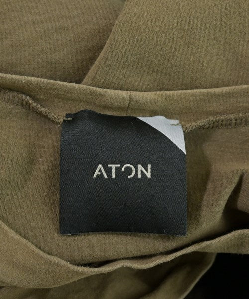 ATON เสื้อยืด/เสื้อท็อปส์