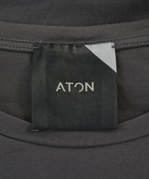 ATON เสื้อยืด/เสื้อท็อปส์