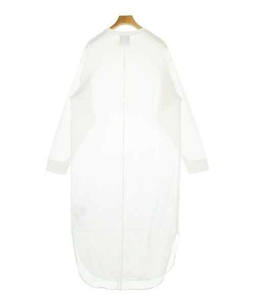 ATON ชุดเดรส