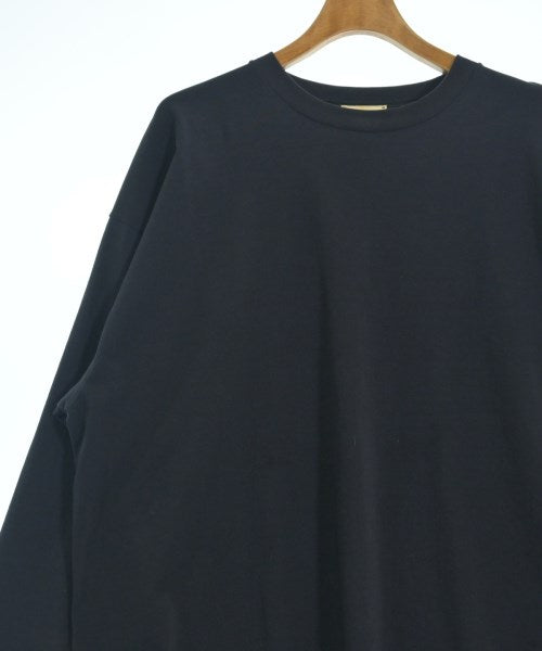 ATON เสื้อยืด/เสื้อท็อปส์