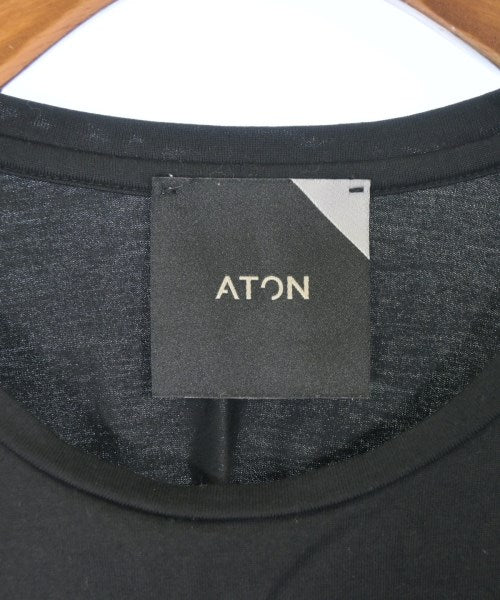 ATON เสื้อยืด/เสื้อท็อปส์