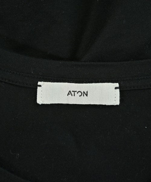 ATON เสื้อยืด/เสื้อท็อปส์