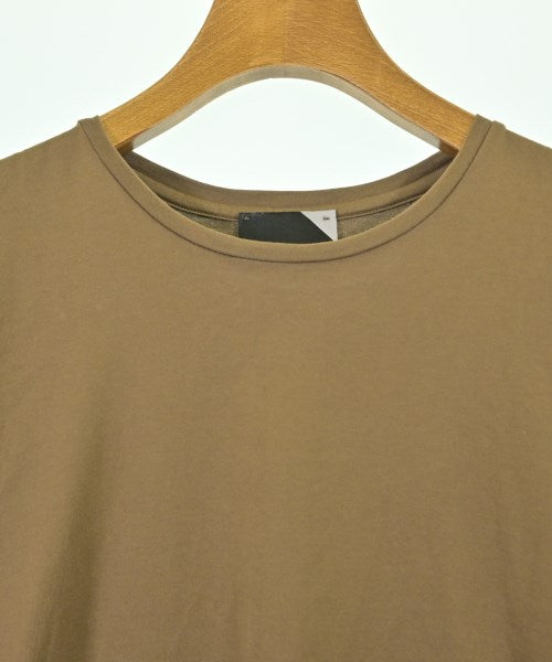 ATON เสื้อยืด/เสื้อท็อปส์
